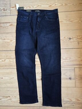 Urban Star Dark Wash Straight Leg Jeans 38x33 NWT